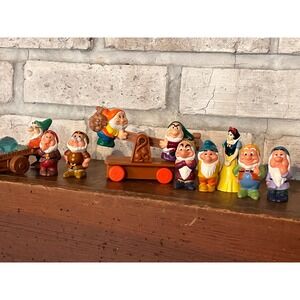 Vintage Snow White and the Seven Dwarfs Figures Cake Toppers Toys